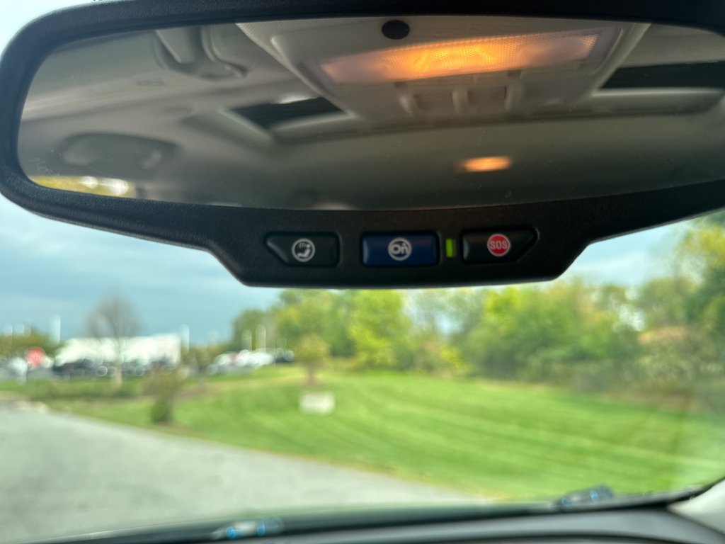 Used 2019 Buick Encore Essence w/ Experience Buick Package AWD/4WD image 32