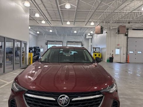 Used 2021 Buick Envision Essence w/ Sport Touring Package image 6