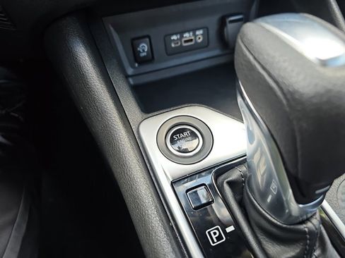 Certified 2024 Nissan Sentra SV image 17