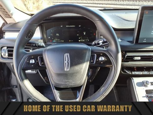 Used 2023 Lincoln Aviator AWD image 19