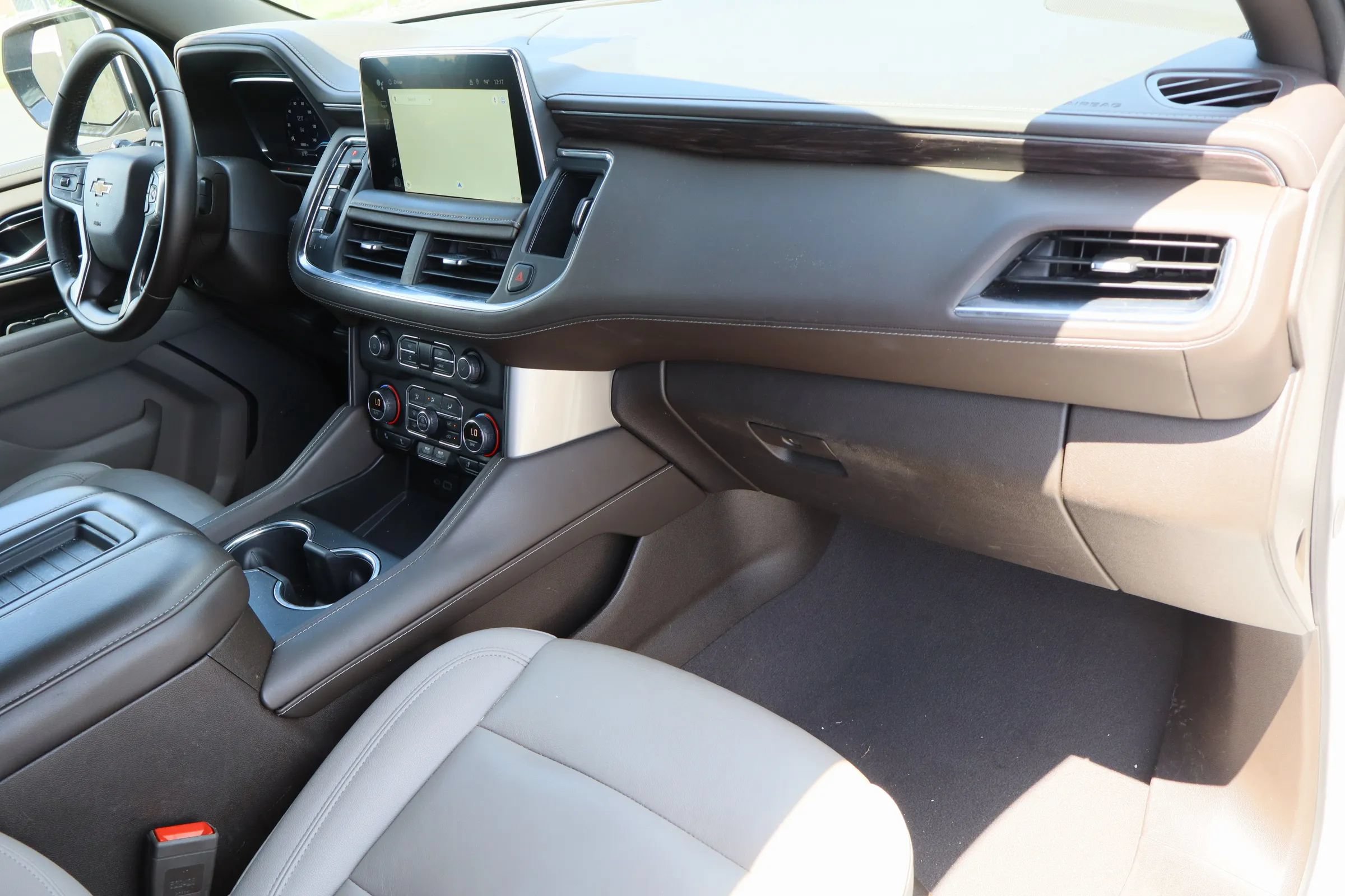 Used 2024 Chevrolet Tahoe LT RWD image 30