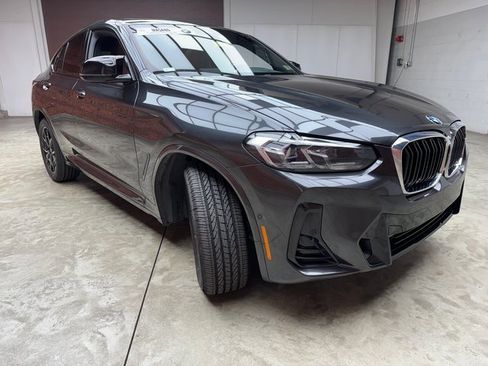 Used 2022 BMW X4 M40i w/ Premium Package image 7