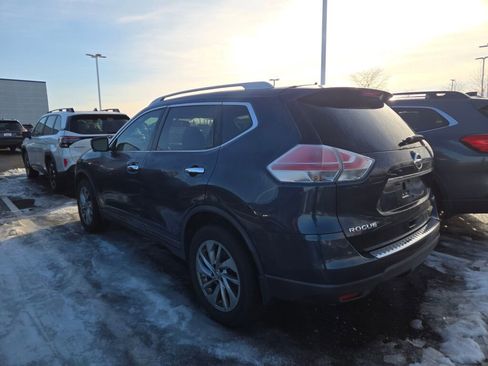 Used 2015 Nissan Rogue SL w/ SL Premium Package image 4