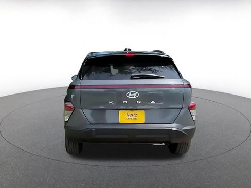 Used 2026 Hyundai Kona SEL Sport FWD image 12