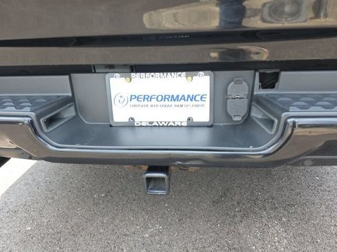 Used 2021 RAM 1500 Laramie AWD/4WD image 32
