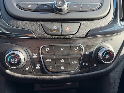 Used 2024 Chevrolet Equinox RS w/ LPO, Floor Liner Package image 14