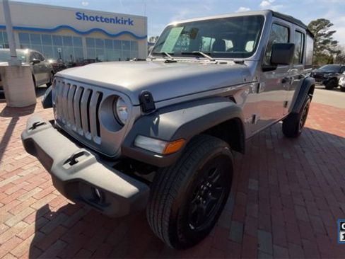 Used 2021 Jeep Wrangler Unlimited Sport image 5