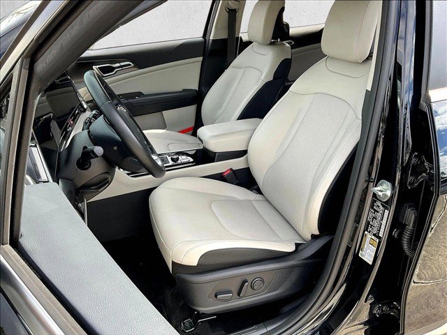 Used 2023 Kia Sportage EX FWD image 26