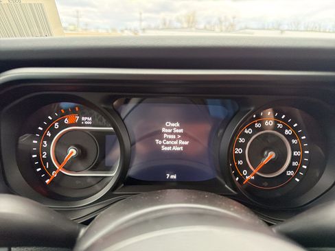 New 2026 Jeep Wrangler Unlimited Rubicon AWD/4WD image 14