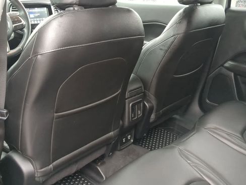 Certified 2018 Jeep Compass Altitude w/ Popular Equipment Group image 18