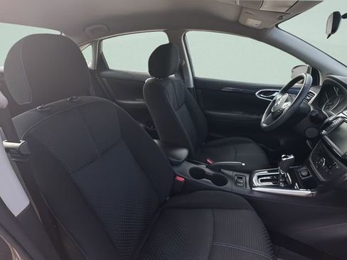 Used 2019 Nissan Sentra SR FWD image 18