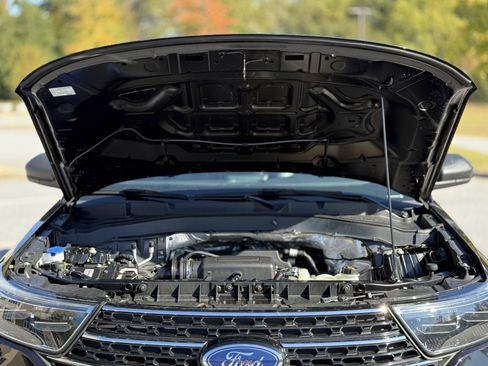 Used 2020 Ford Explorer XLT image 49