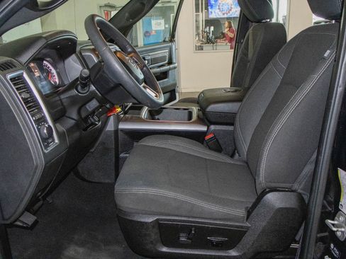 Used 2023 RAM 1500 Classic Warlock image 7