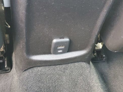 Used 2017 Chevrolet Cruze LT FWD image 12
