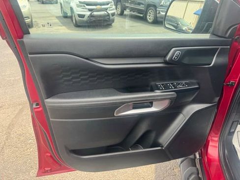 Used 2025 Ford Ranger XLT w/ Equipment Group 301A High AWD/4WD image 17