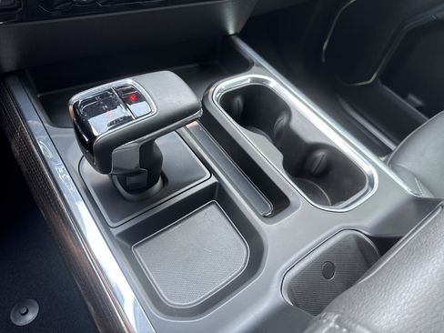 Used 2023 Chevrolet Silverado 1500 LT Trail Boss w/ LT Trail Boss Premium Package AWD/4WD image 15