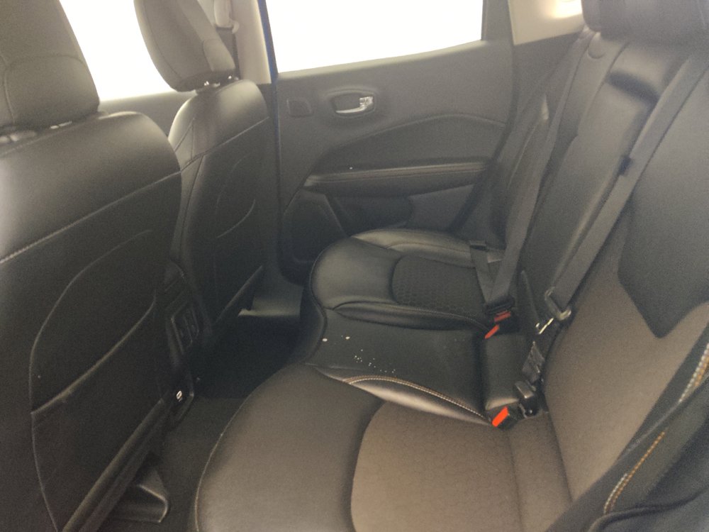 Used 2021 Jeep Compass Latitude w/ Sun and Sound Group FWD image 18