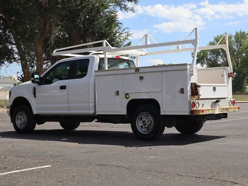 Used 2019 Ford F250 XL w/ XL Value Package AWD/4WD image 7