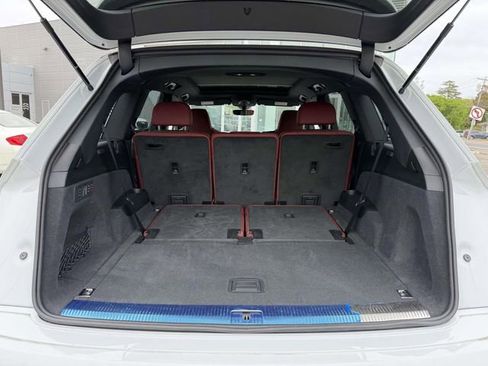 Used 2024 Audi SQ7 Premium Plus AWD/4WD image 8