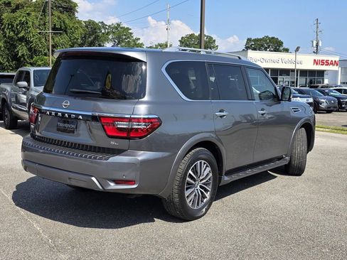 Used 2024 Nissan Armada SL w/ Captain's Chairs Package AWD/4WD image 6