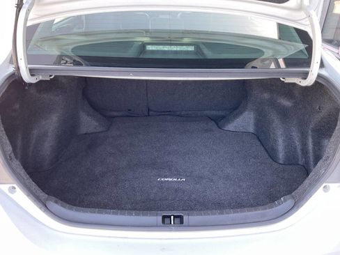 Used 2016 Toyota Corolla S image 31