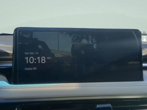 New 2025 Genesis G70 2.5T image 18