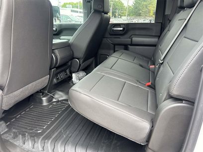 New 2025 GMC Sierra 3500 Pro w/ Convenience Package