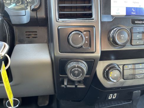 Used 2020 Ford F150 XLT w/ XTR Package AWD/4WD image 20