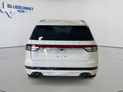 Used 2023 Lincoln Aviator Reserve w/ Equipment Group 201A AWD/4WD image 6