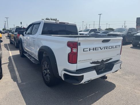 Used 2020 Chevrolet Silverado 1500 RST w/ Texas Edition AWD/4WD image 3