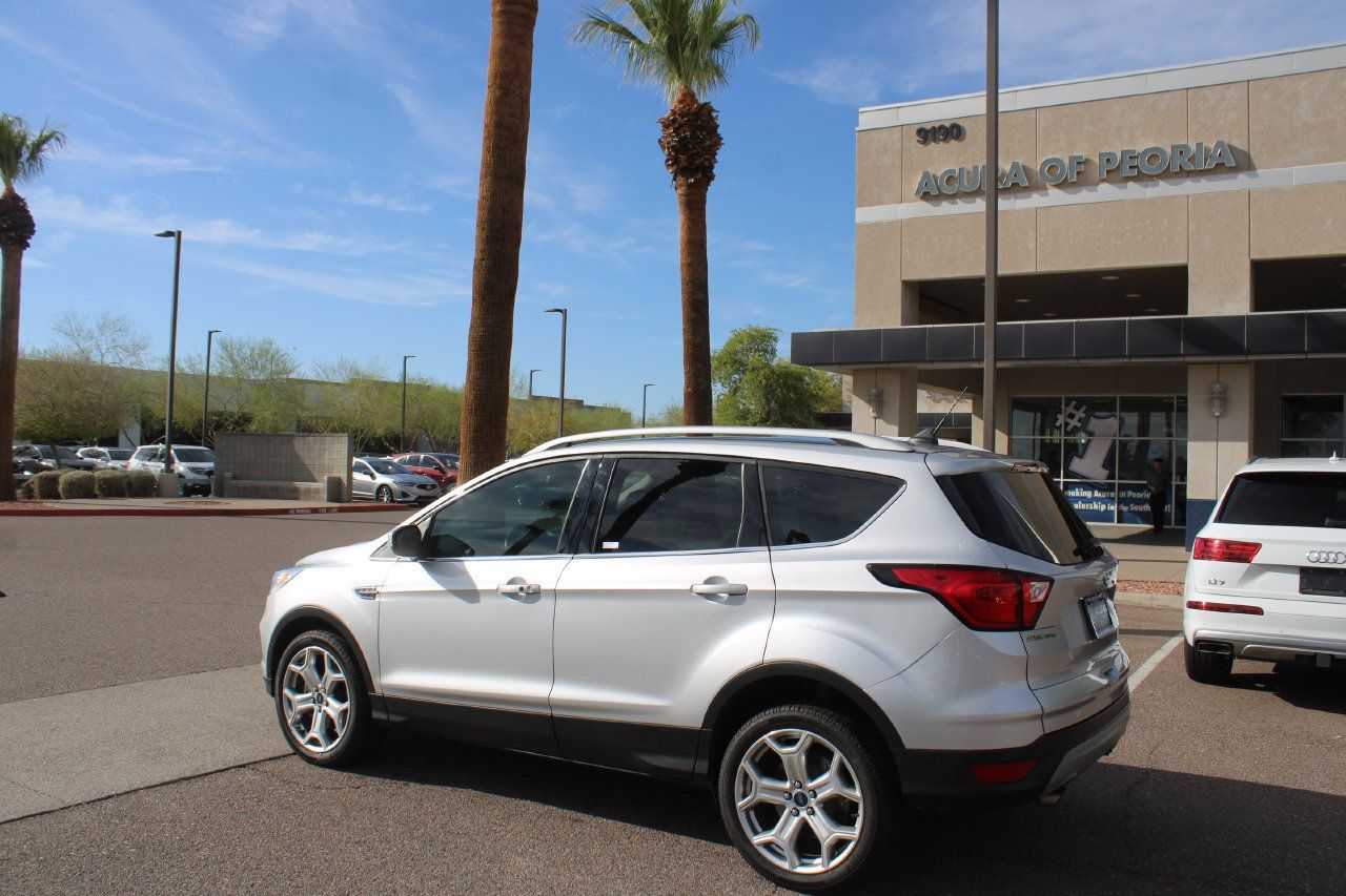 Used 2019 Ford Escape Titanium AWD/4WD image 3
