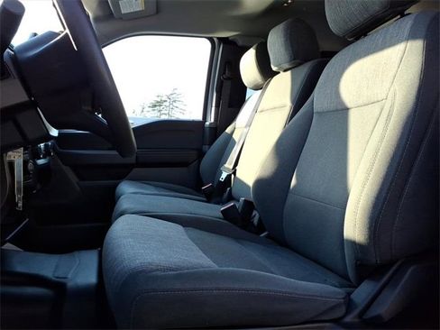 Used 2021 Ford F150 XLT image 9