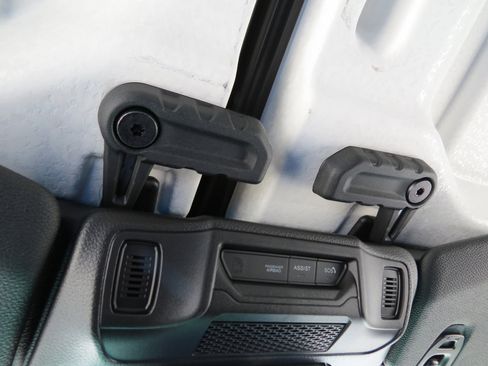 New 2025 Jeep Wrangler Unlimited Rubicon w/ XTREMEE 35" Tire Package image 21