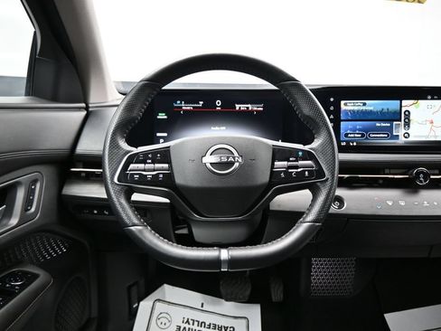 Used 2023 Nissan Ariya FWD image 15