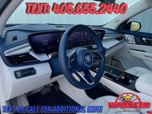 Used 2025 Buick Enclave Avenir w/ Super Cruise Package FWD image 22