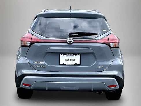 Used 2023 Nissan Kicks SR w/ SR Premium Package image 6