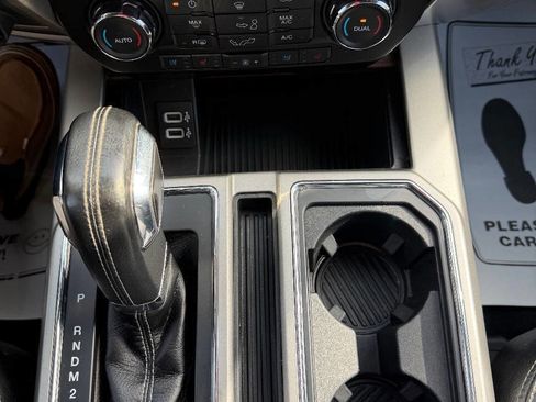 Used 2017 Ford F150 Lariat image 36