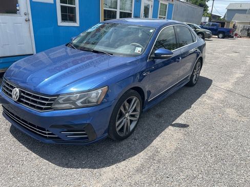 Used 2017 Volkswagen Passat 1.8T R-Line image 2