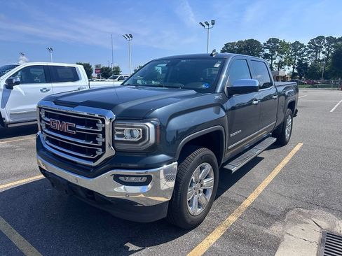 Used 2017 GMC Sierra 1500 SLT AWD/4WD image 2