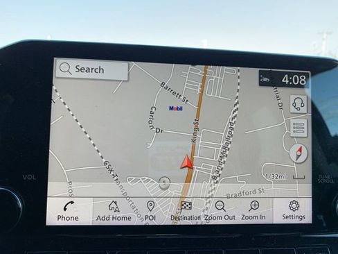 Used 2023 Nissan Pathfinder SL image 18