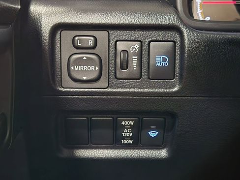 Used 2024 Toyota 4Runner TRD Off-Road image 41