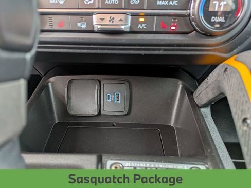 Used 2021 Ford Bronco Badlands image 27