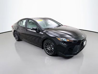Used 2025 Toyota Camry SE