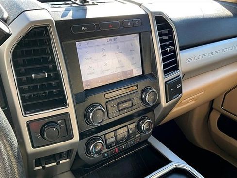 Used 2020 Ford F350 Lariat w/ Lariat Ultimate Package image 22