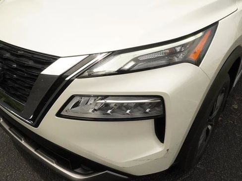Used 2023 Nissan Rogue SL FWD image 34
