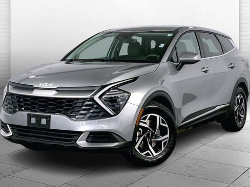 Used 2024 Kia Sportage LX image 12