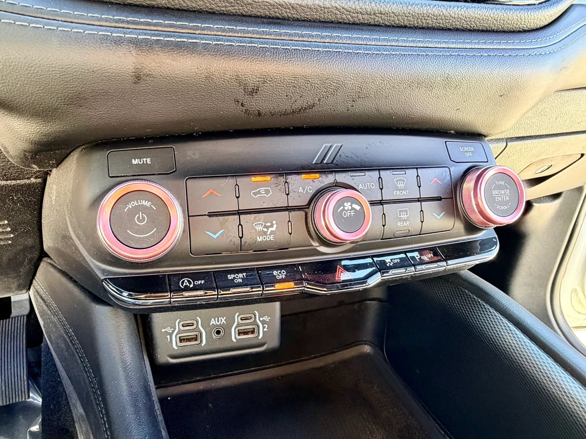 Used 2021 Dodge Durango GT w/ Blacktop Package RWD image 37