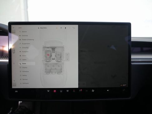 Used 2022 Tesla Model S Plaid image 54