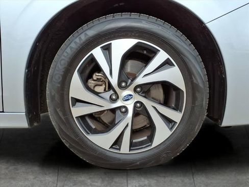 Used 2024 Subaru Legacy image 9