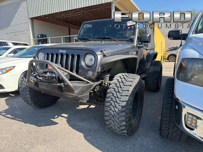 Used 2017 Jeep Wrangler Rubicon w/ Power Convenience Group